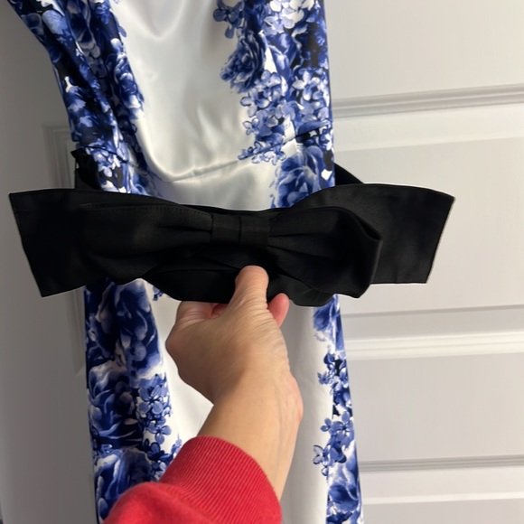 WHBM dress size 8 - Picture 2 of 4